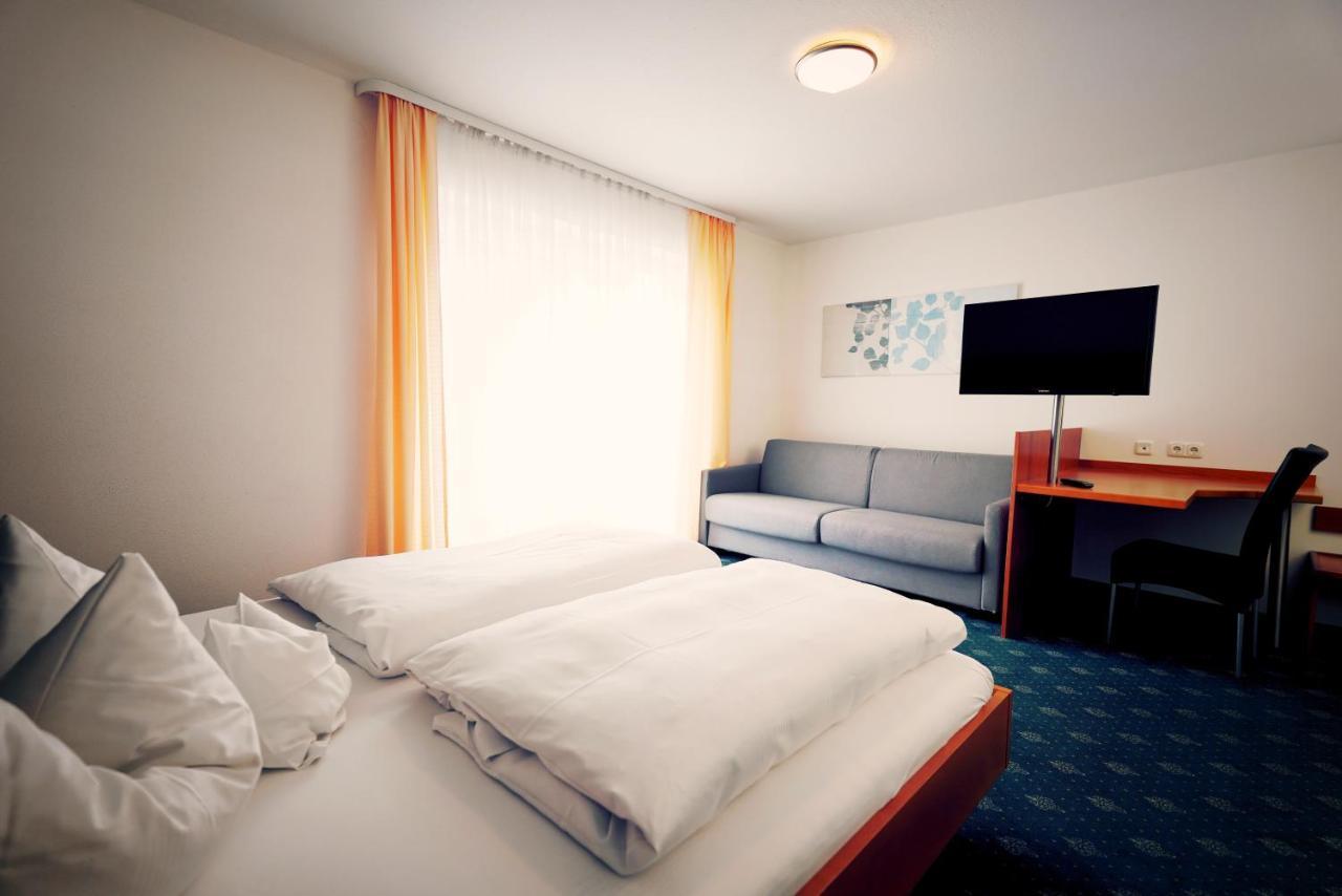 Gruener Baum Garni Hotel ครุมบาค ภายนอก รูปภาพ