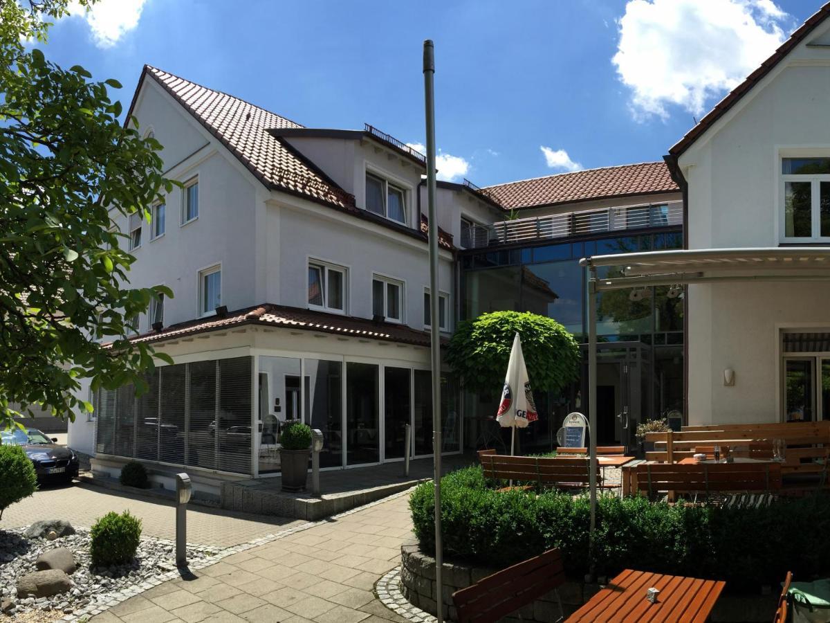 Gruener Baum Garni Hotel ครุมบาค ภายนอก รูปภาพ